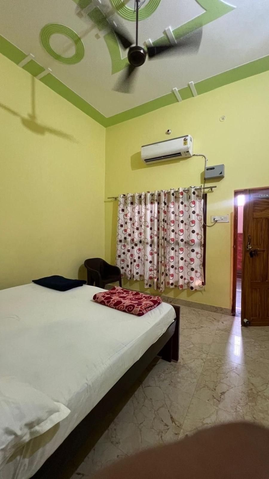 Hotel Vijay Palace Ayodhya Exteriör bild